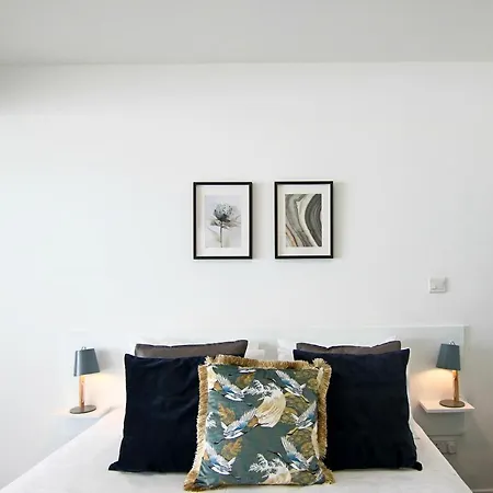 Phaedrus Living: Luxury 502 Нікосія